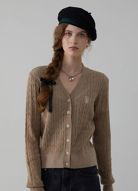 Classic Logo Embroidery cable cardigan_Oatmeal